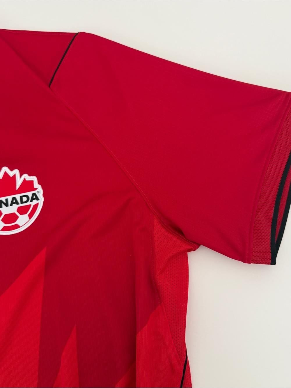 Canada Nike 2026 Stadium Home Men's Nike Dri-FIT Shirt - Picture 7 of 13